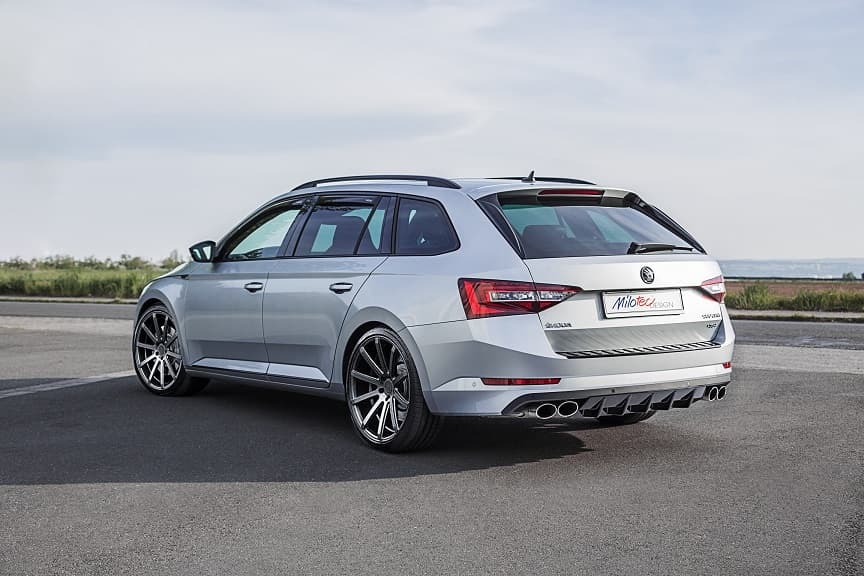 Superb III Combi Heck