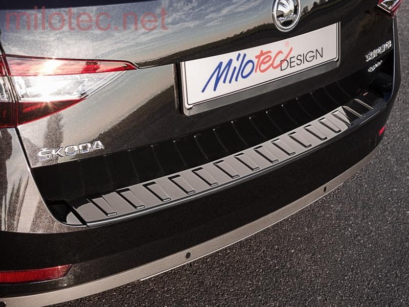 344404 Fifth door threshold