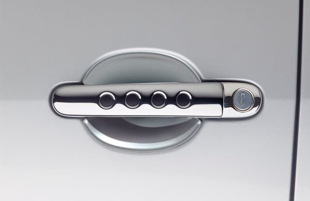 Накладки під ручку дверей - 1