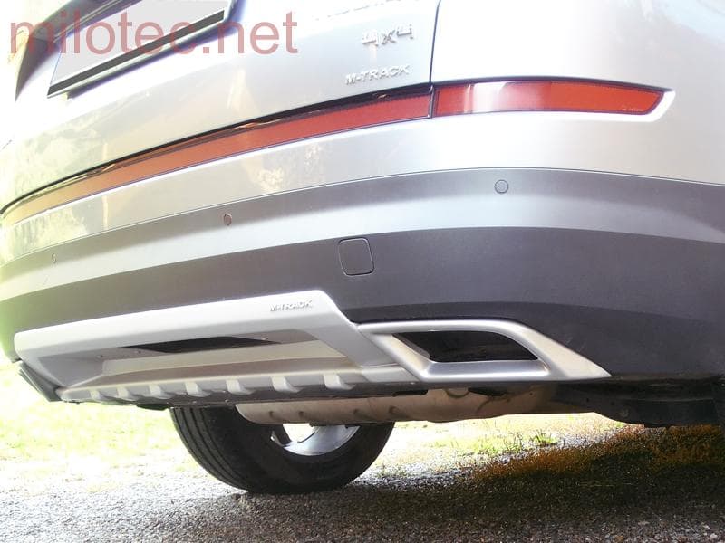 96122XL Накладка на задний бампер