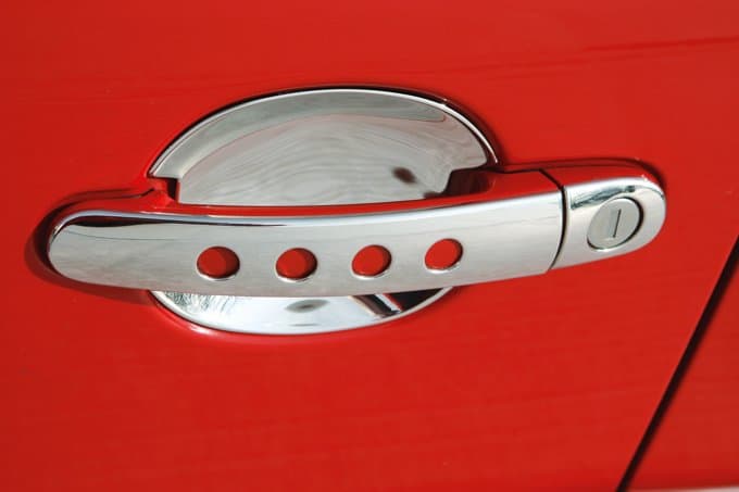 25501 Накладки под ручку двери