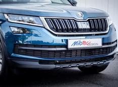 Накладка переднего бампера thumbnail 1