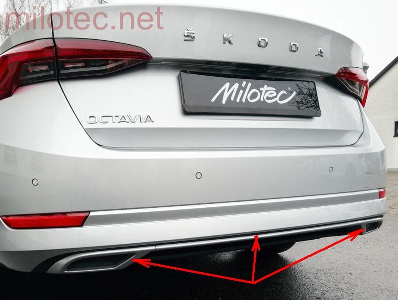 468822 Накладка на задний бампер