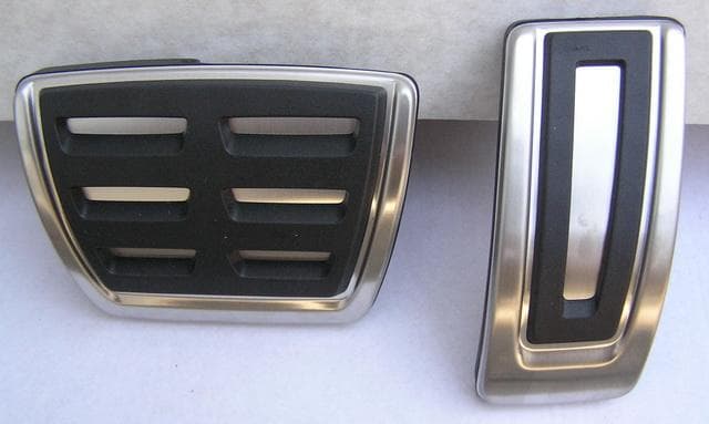 5E1064205 Pedal covers for automatic transmission