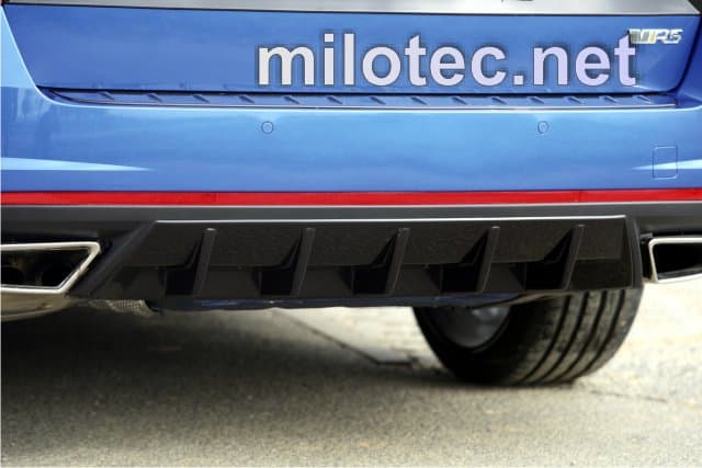 366604 Накладка на задній бампер