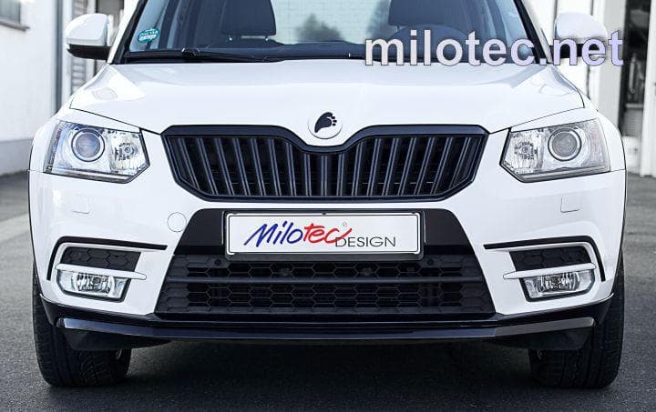 82804 Накладка переднего бампера