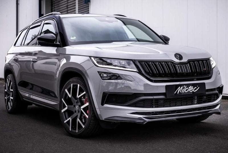 97304 Накладка переднего бампера