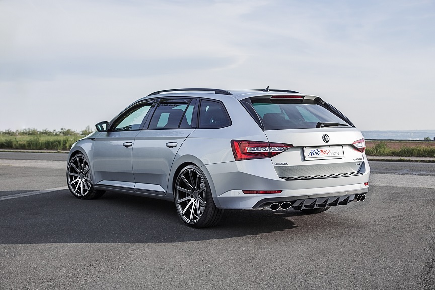 Superb III Combi Heck